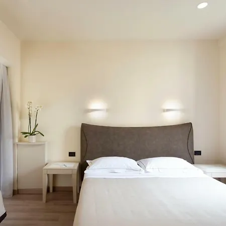 Grifone - Meetings & Hotel