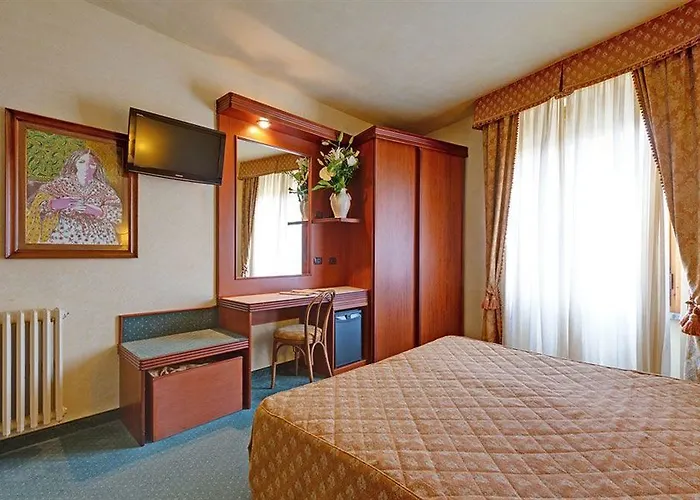 Grifone 4* Florenz