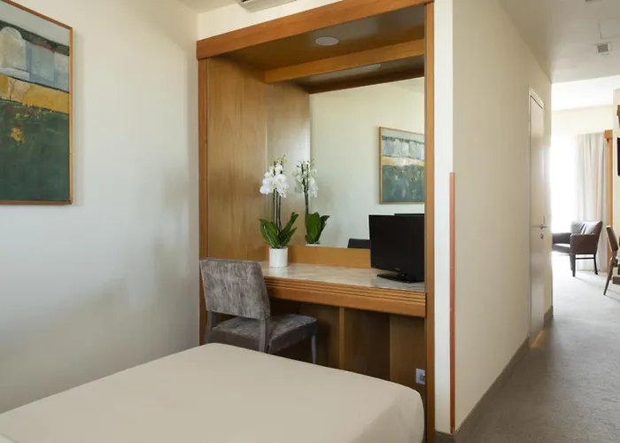 Grifone - Meetings & 4*