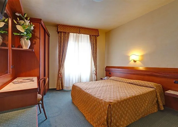 Grifone - Meetings & 4*