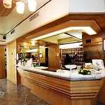 Grifone - Meetings & Hotell Florens